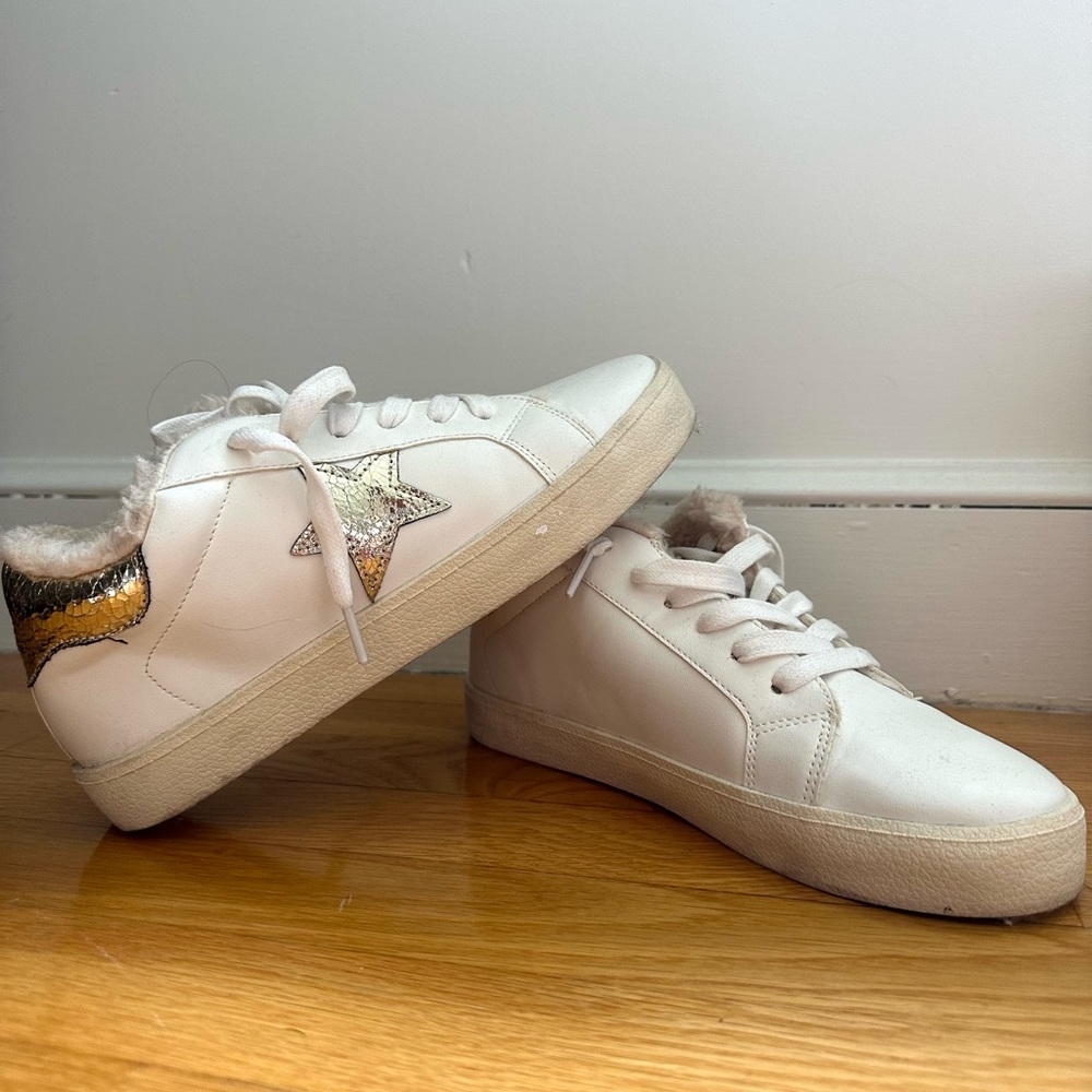 Steve Madden Star Sneakers